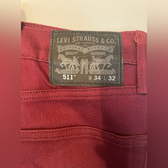 Levis maroon 511 pant 34x 32 - Picture 2 of 3